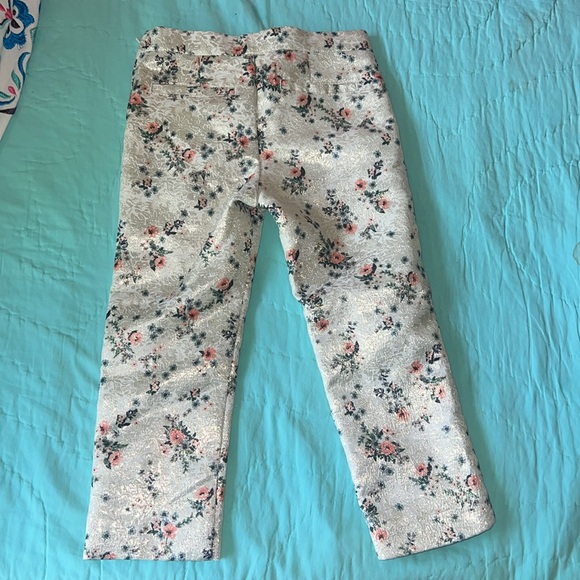 Adorable and cute H &M pants - size 3-4 years old - Picture 2 of 7